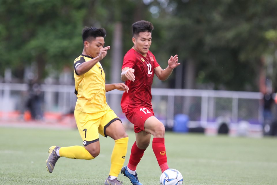 Đức Chinh 'nổ súng' tưng bừng, U22 Việt Nam dội mưa gôn vào lưới Brunei ảnh 26