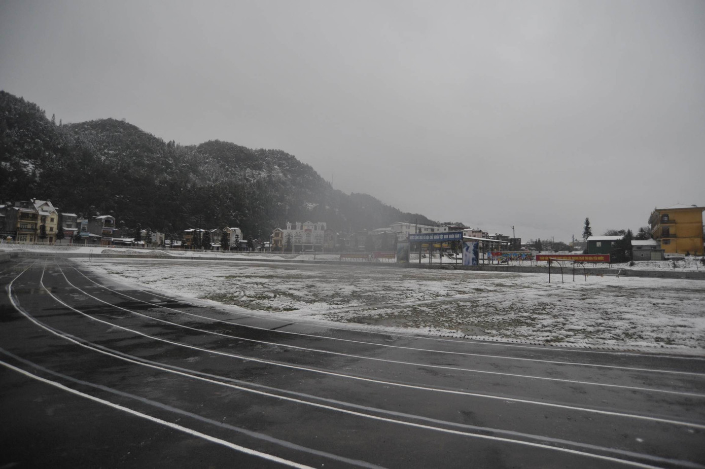 Nếu không có biển số xe lào cai, ít ai biết được đây là Châu Âu