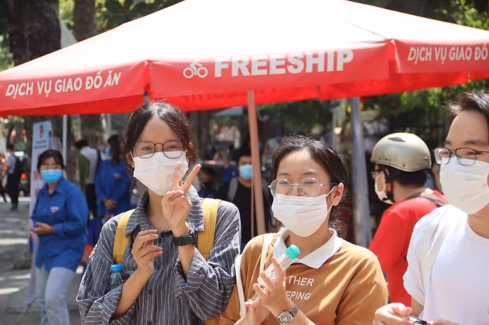 Thi tốt nghiệp THPT đợt 2: Đề Văn “bẻ lái” với “Việt Bắc” khiến nhiều thí sinh chới với ảnh 4