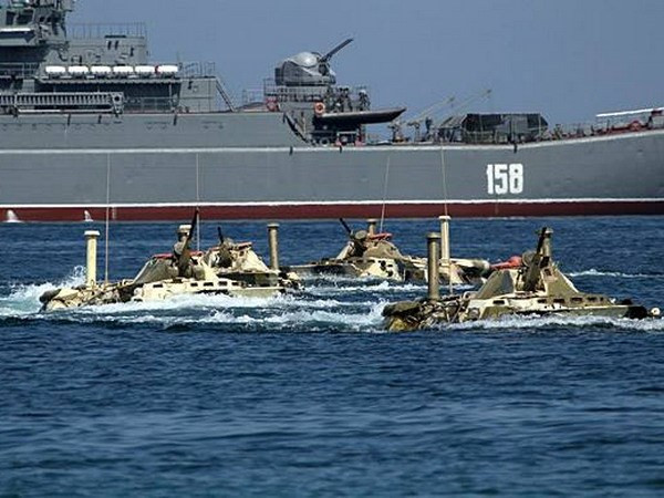 Ngày 27/11 các lực lượng hải quân đánh bộ thuộc các hạm đội hải quân Nga kỷ niệm ngày truyền thống của mình. (Ảnh: mil.ru)