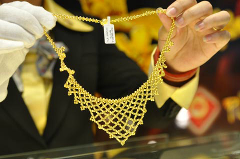 Từ 2014, xuất khẩu nữ trang không còn phải chịu thuế. Ảnh: Anh Quân. Từ 2014, xuất khẩu nữ trang không còn phải chịu thuế. Ảnh: Anh Quân