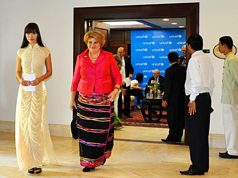 Trưởng đại diện Unicef Việt Nam, bà Lotta Sylwander. Trưởng đại diện Unicef Việt Nam, bà Lotta Sylwander