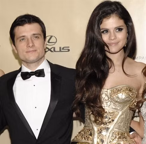 Selena phủ nhận tin đồn tán tỉnh nam diễn viên Josh Hutcherson