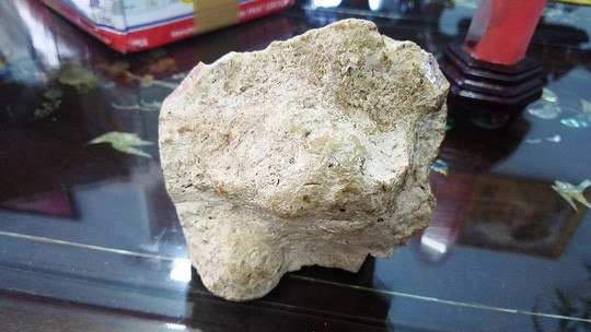 Hai viên đá thơm như nước hoa, 5 tỉ chưa bán ảnh 1