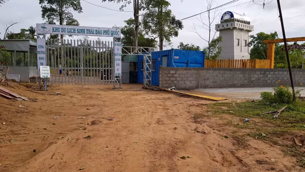 'Ngăn sông cấm biển' ở Phú Quốc: Chính quyền cũng sai? ảnh 1