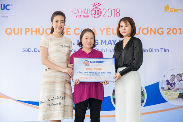 Qui Phúc cùng Hoa hậu Việt Nam 2018 sẻ chia giá trị đến cộng đồng ảnh 2