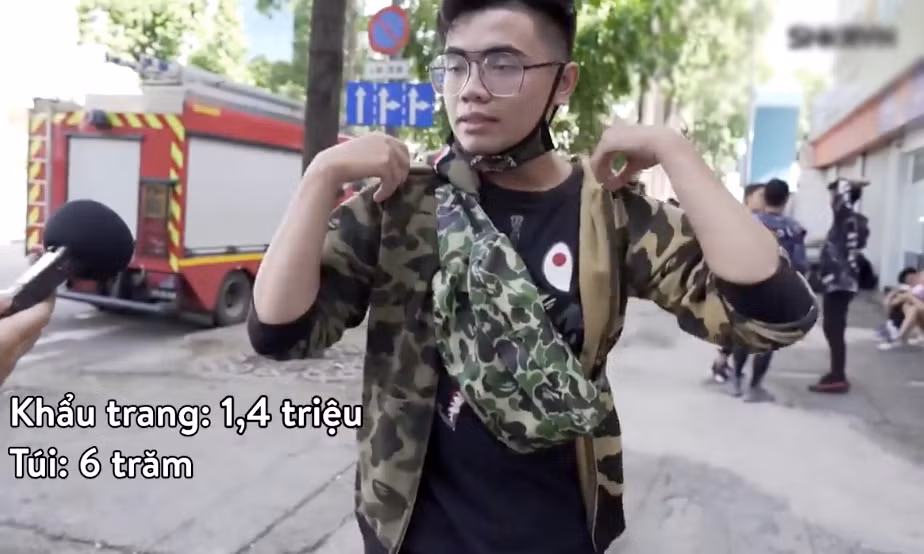 'Bão mạng' với trang phục 'ngàn đô, 'trăm triệu' của giới trẻ Sài Gòn ảnh 1