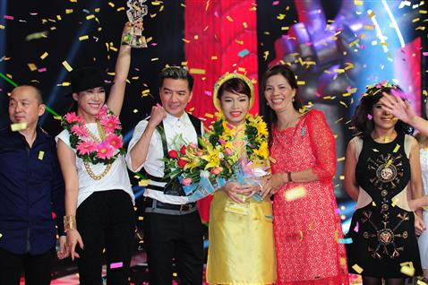 Giọng hát Việt: Một trong những chương trình THTT kiếm được nhiều tiền nhất trong năm. Giọng hát Việt : Một trong những chương trình THTT kiếm được nhiều tiền nhất trong năm