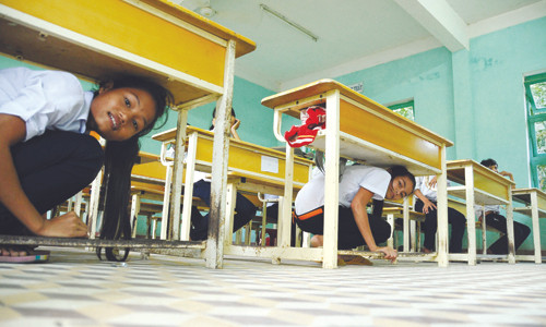 Học sinh Bắc Trà My tập huấn đối phó động đất