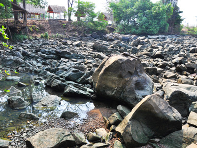  Nhiều nơi hứng chịu ảnh hưởng nặng nề của thủy điện