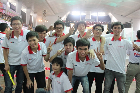 Đội Dragon của Đại học Công nghiệp Hà Nội