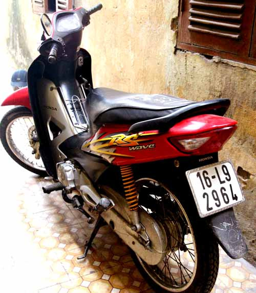 Xe máy của nạn nhân bị cướp