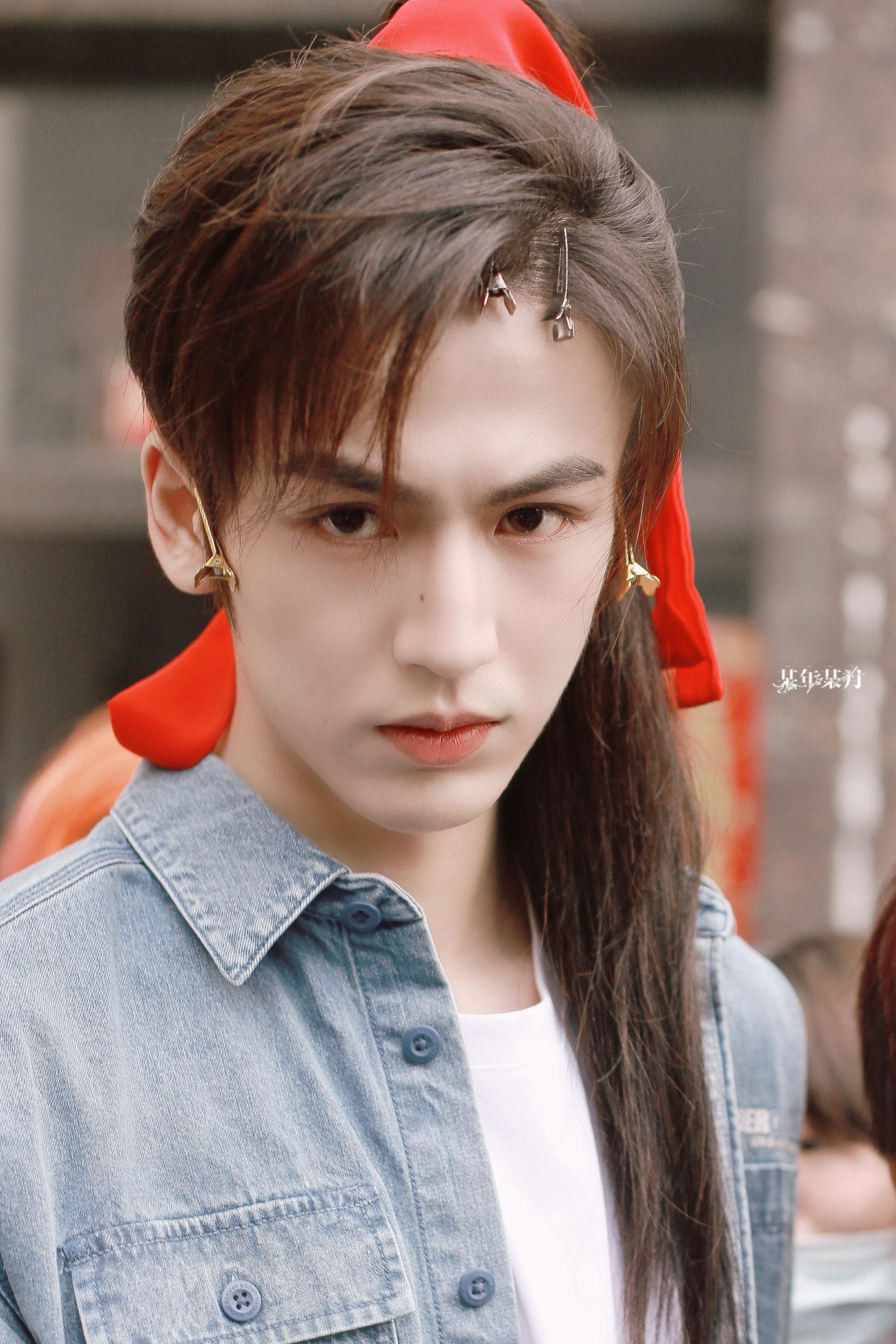 Hoa Thành (Trương Lăng Hách).