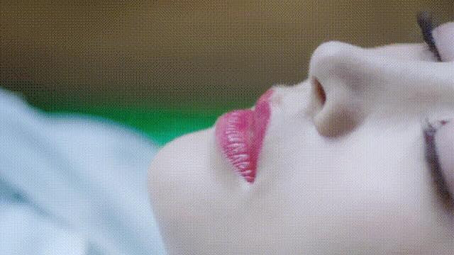 sau hơn 10 năm vào nghề là... cảnh ngủ?