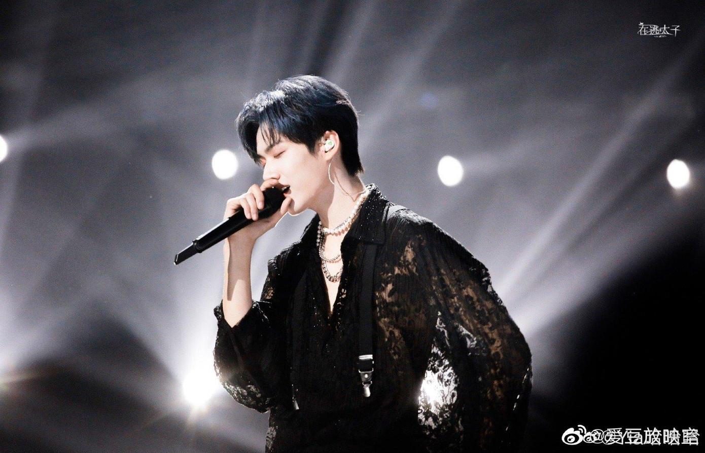 Châu Kha Vũ được đánh giá là một trong những thực tập sinh toàn năng. Châu Kha Vũ được đánh giá là một trong những thực tập sinh toàn năng.