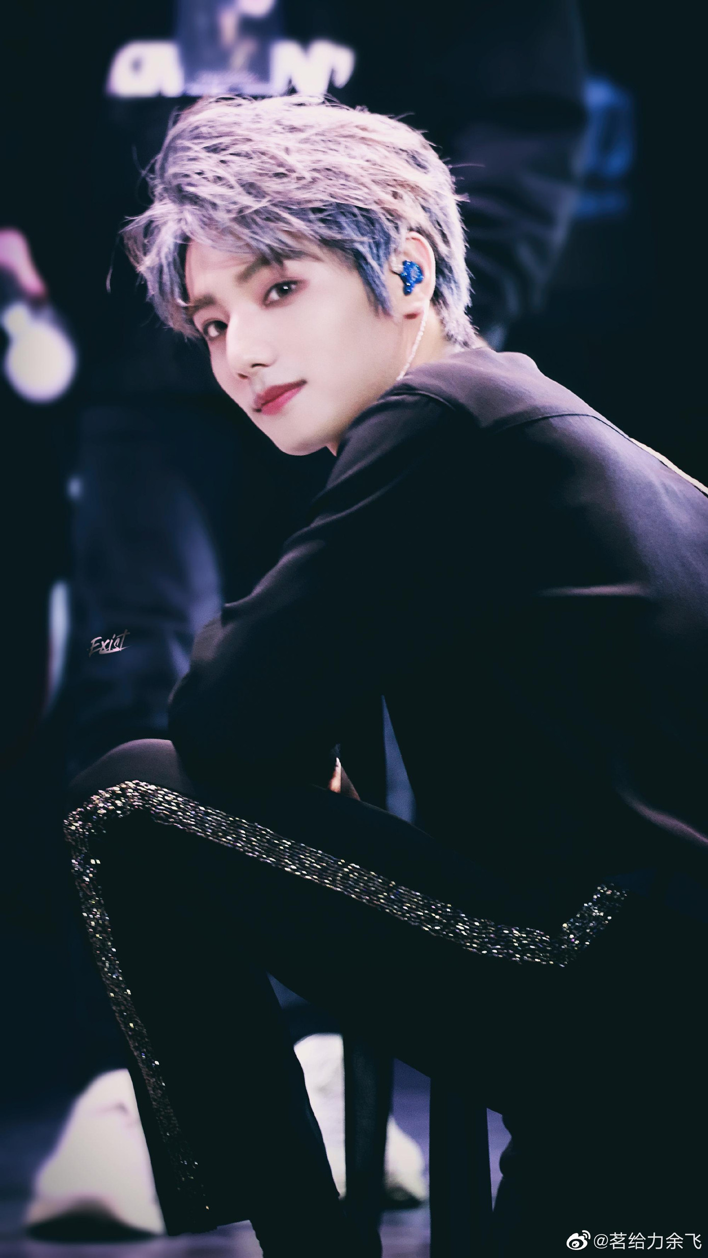 ...và Lý Chấn Ninh của UNINE bị bắt gặp hẹn hò.