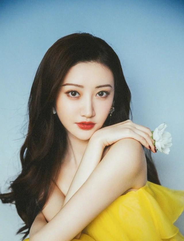 Nhiều năm liền Cảnh Điềm bị gắn với danh xưng &quot;Thuốc độc phòng vé&quot;.