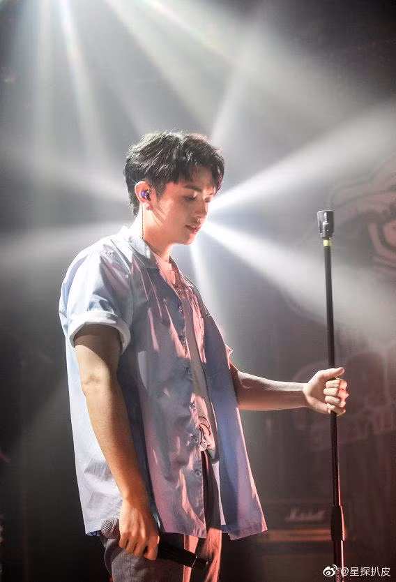 Không chỉ là hẹn hò...