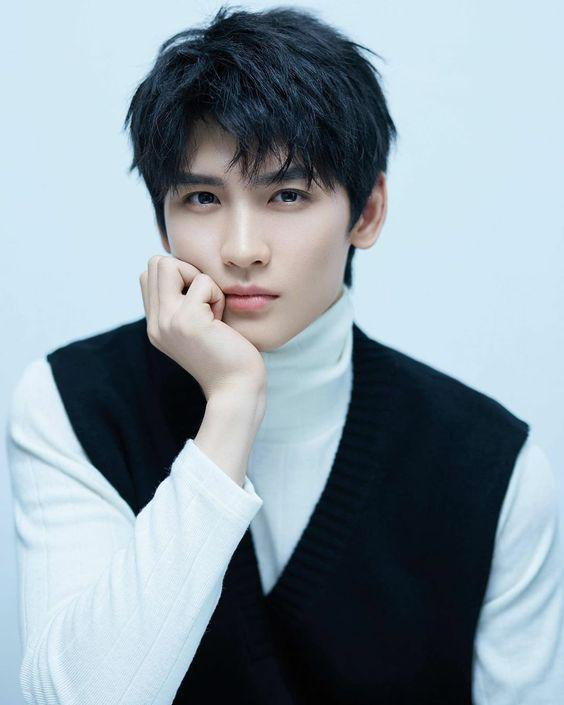 Hoàng Tuấn Tiệp. Hoàng Tuấn Tiệp.