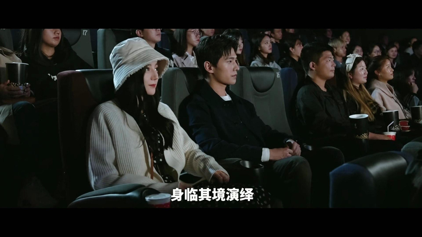 Nhan sắc không phải bàn cãi, &quot;cap&quot; đại cũng có ảnh đẹp như poster.