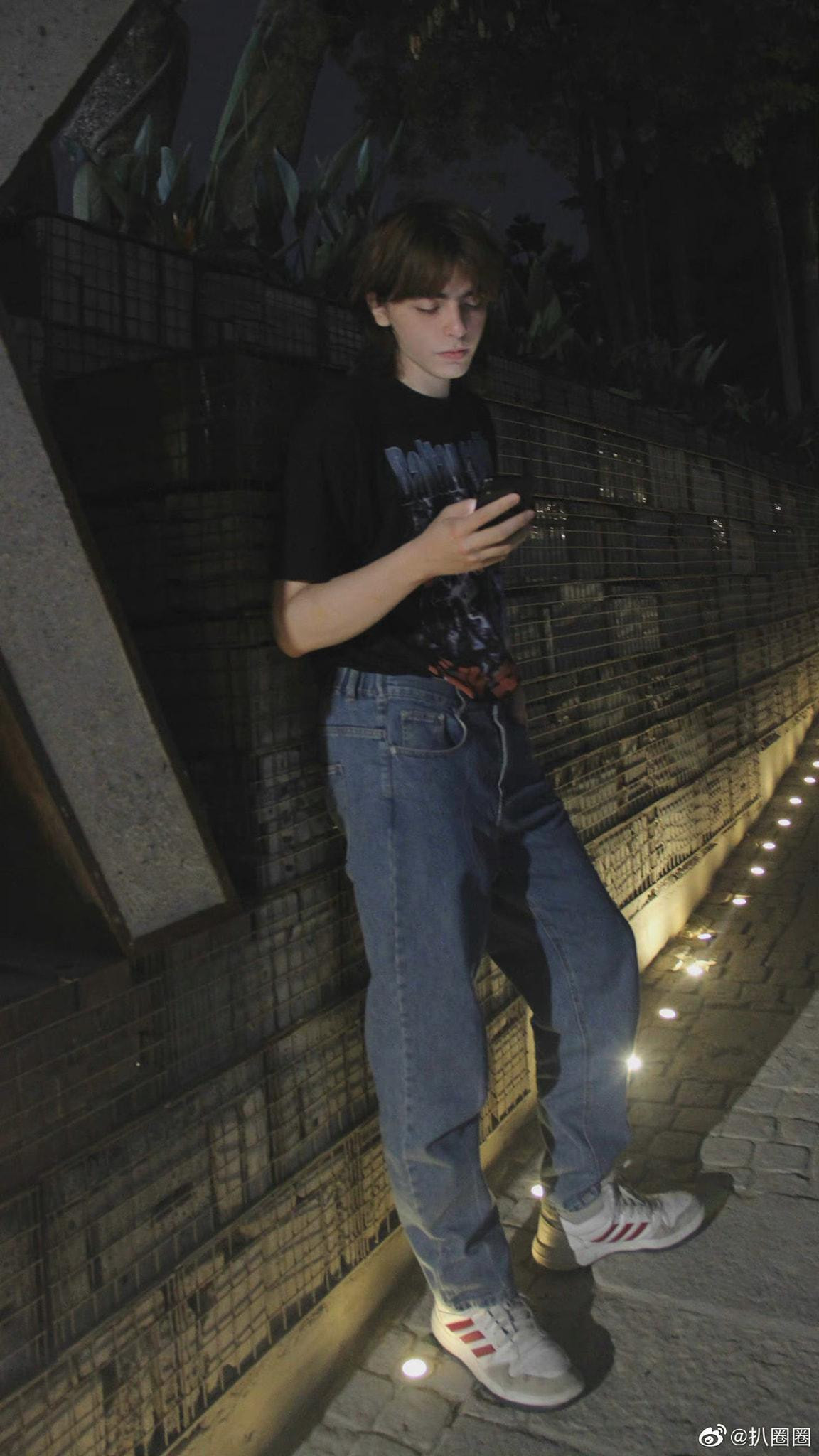 Cùng chiều cao ấn tượng.