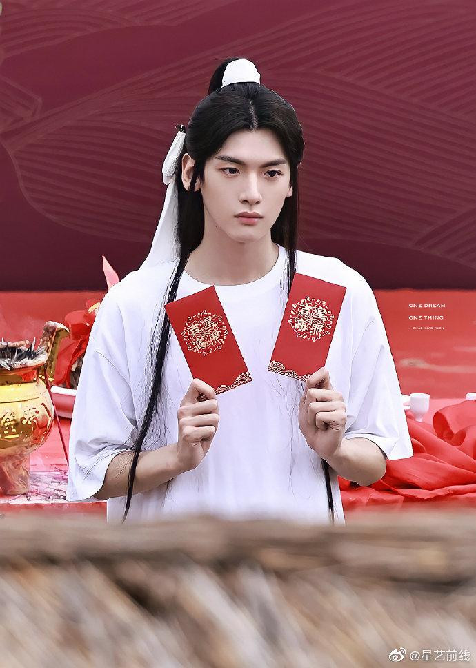 Tạ Liên (Trạch Tiêu Văn).