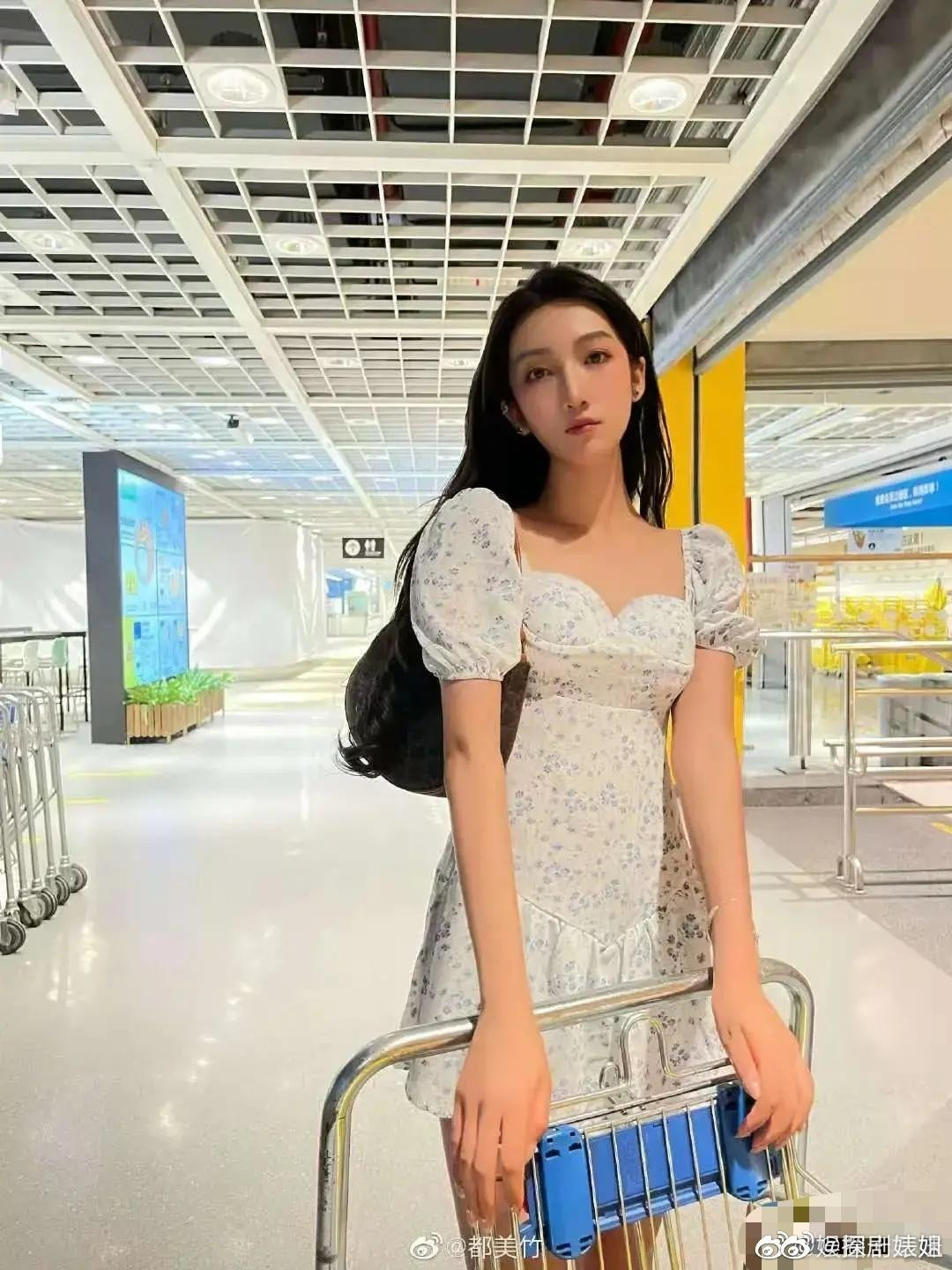 Thời điểm xảy ra sự việc đau lòng, Đô Mỹ Trúc mới 17 tuổi và ở thế bị động.