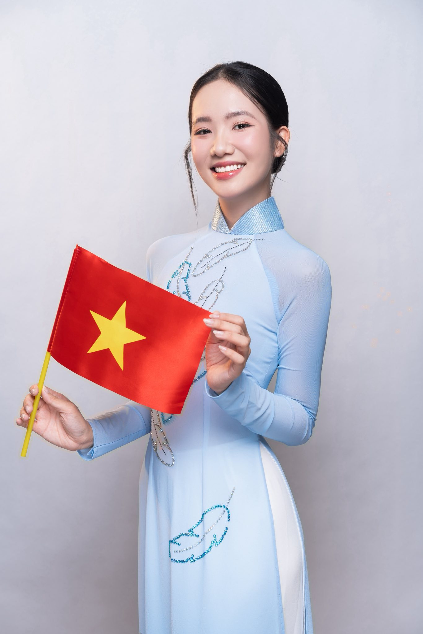 Phương Nhi khẳng định mục tiêu của cô ở vòng chung kết là chạm đến vương miện danh giá, từ đó có thể thực hiện ước mơ cao hơn, truyền cảm hứng và cống hiến nhiều hơn cho cộng đồng.