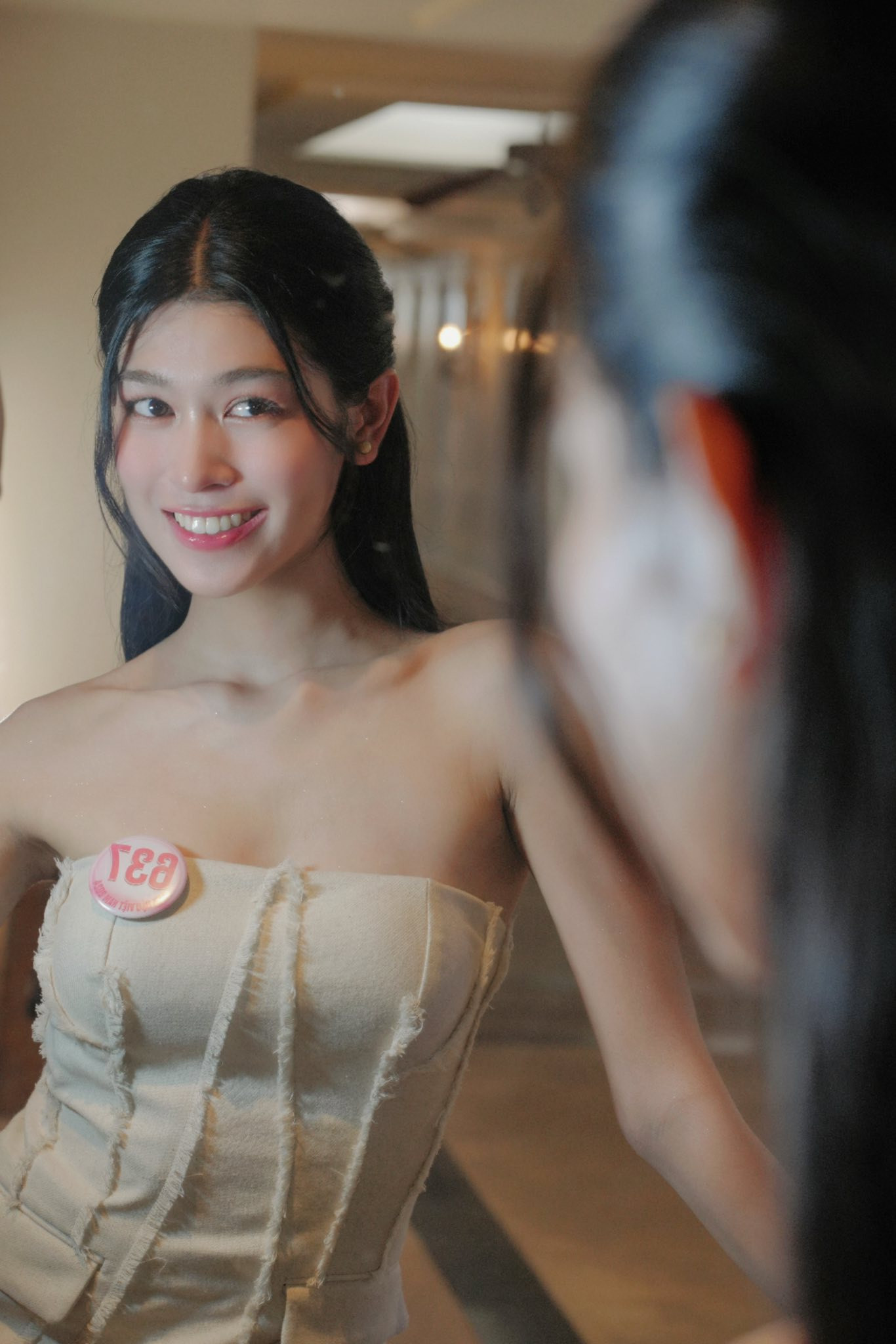 Tại cuộc thi Hoa hậu Việt Nam 2024, Thanh Thảo gây ấn tượng với nét đẹp trong trẻo, tươi sáng của cô gái 19 tuổi. Cô là một trong hai thí sinh nhỏ tuổi nhất cuộc thi năm nay. Thanh Thảo cho biết đến với cuộc thi Hoa hậu Việt Nam, cô bước ra khỏi vùng an toàn của mình. Để chuẩn bị cho cuộc thi, cô đã tích cực trau dồi nội lực bên trong để có sự tự tin.