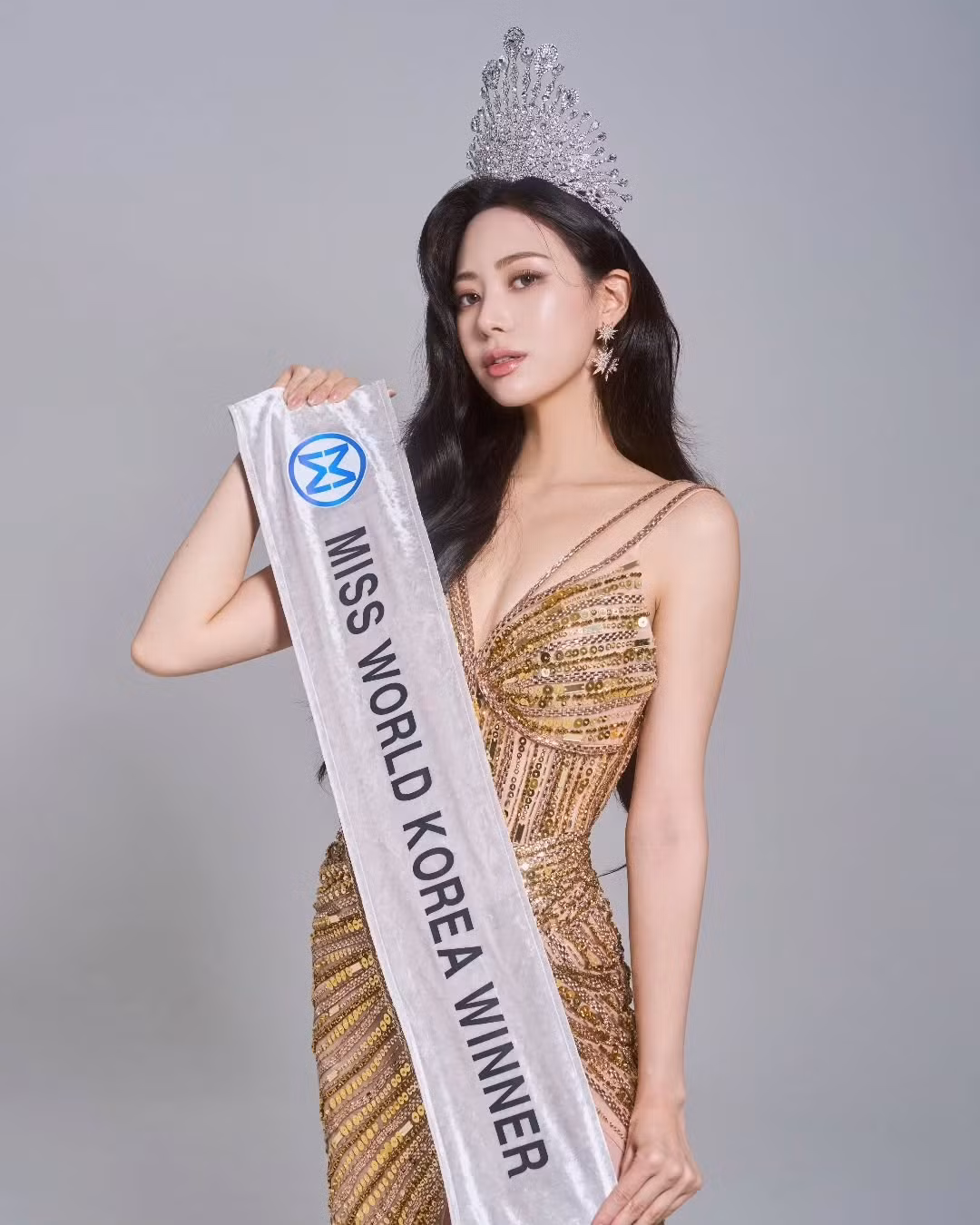 Người đẹp Hàn Quốc - Min Jung - đã bỏ thi Hoa hậu Thế giới 2025 vì gặp chấn thương. Người đẹp Hàn Quốc - Min Jung - đã bỏ thi Hoa hậu Thế giới 2025 vì gặp chấn thương.