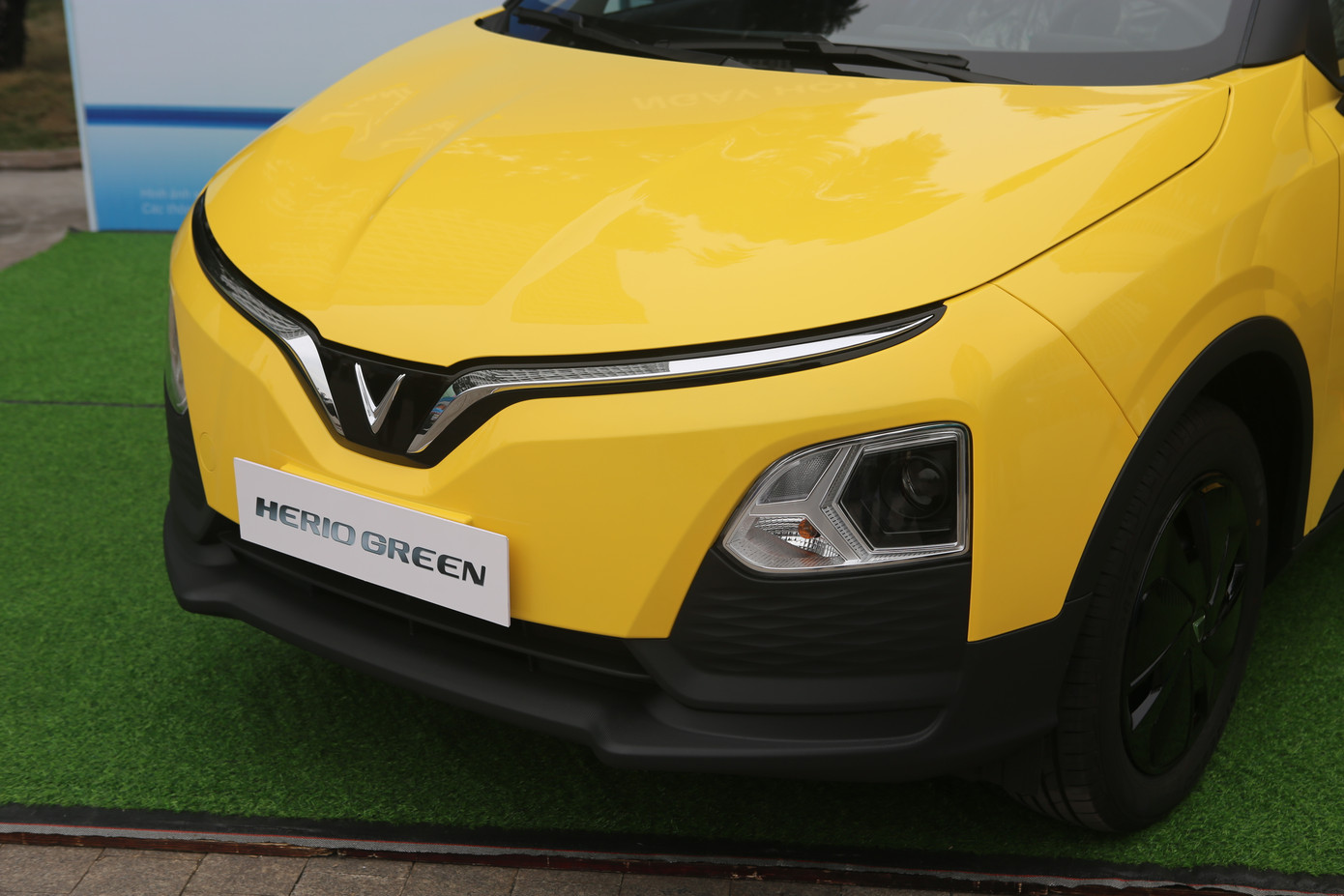 Theo công bố, Herio Green có giá 499 triệu đồng. Điểm khác biệt dễ nhận ra nhất trên mẫu xe này so với dòng VF 5 chính là hệ thống la-zăng đã được thay đổi.