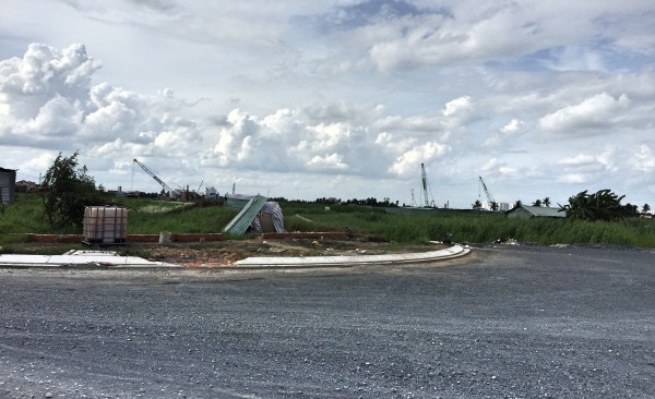 Dự án tỷ USD ven sông Sài Gòn cỏ mọc um tùm ảnh 3