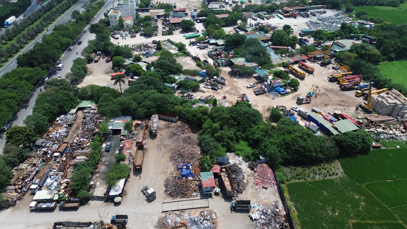 Một loạt công trình được xây dựng trên đất nông nghiệp tại Hà Nội