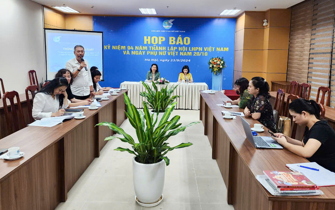 Toàn cảnh buổi họp báo của Hội LHPN Việt Nam chiều 23/9