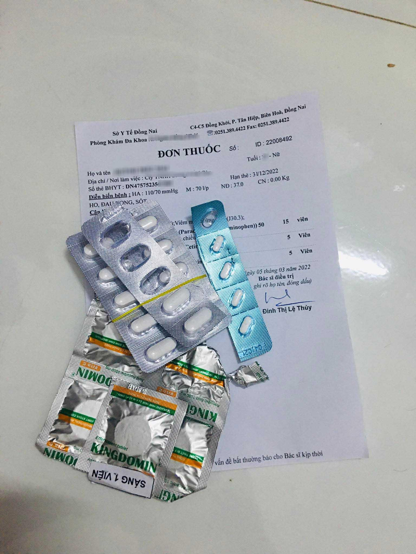 Cô bạn Vy Lê phải dời hết kế hoạch đón 8/3 để "đón Cô Vy" ghé thăm. (Ảnh: Vy Lê)