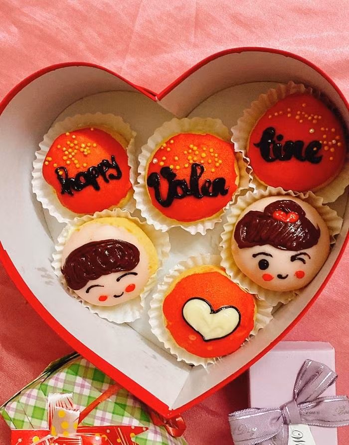 Tặng quà thiết thực cho "gà bông" trong ngày Valentine, vừa ngọt ngào vừa ngon miệng. (Ảnh: Phúc Lâm)
