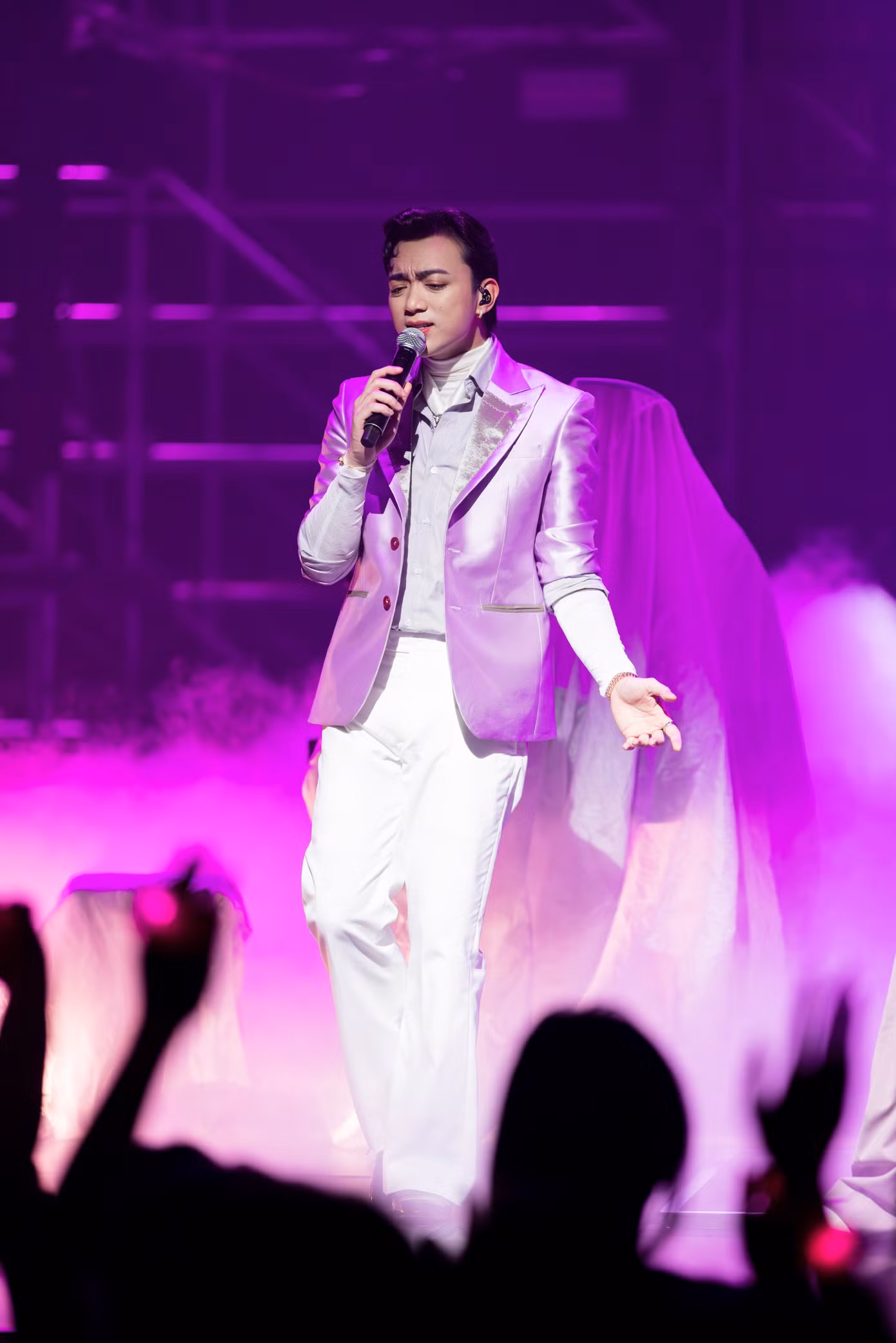 Soobin Hoàng Sơn vẫn đang ở đỉnh cao phong độ cả trong showbiz lẫn game show. Ảnh: BTC. Soobin Hoàng Sơn vẫn đang ở đỉnh cao phong độ cả trong showbiz lẫn game show. Ảnh: BTC.