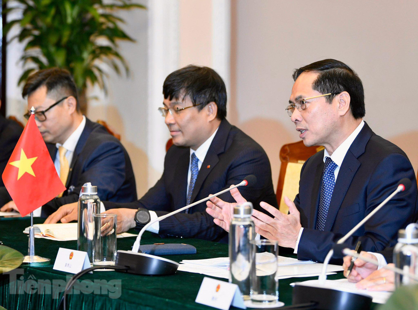 Bộ trưởng Ngoại giao Bùi Thanh Sơn tại cuộc hội đàm. (Ảnh: Như Ý) Bộ trưởng Ngoại giao Bùi Thanh Sơn tại cuộc hội đàm. (Ảnh: Như Ý)