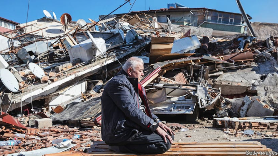 Cảnh tan hoang ở Thổ Nhĩ Kỳ sau trận động đất lịch sử. (Ảnh: Getty) Cảnh tan hoang ở Thổ Nhĩ Kỳ sau trận động đất lịch sử. (Ảnh: Getty)