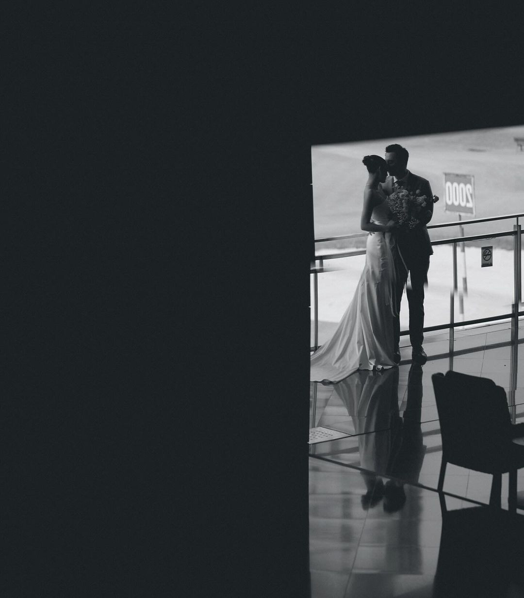 Khán giả cho rằng sau khi thất bại tại Hoa hậu Hoàn vũ Thái Lan 2022, Nicolene Limsnukan đã quyết định dừng hành trình thi hoa hậu sau nhiều năm theo đuổi để lấy chồng.