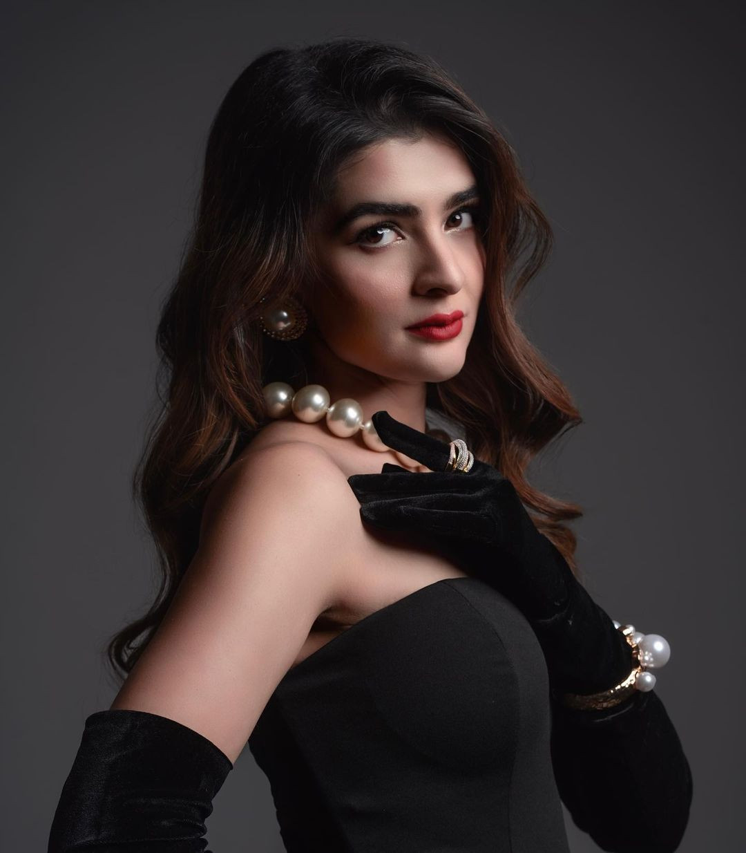 Aleena Singh năm nay 24 tuổi, là kế toán đến từ vùng Ontario.