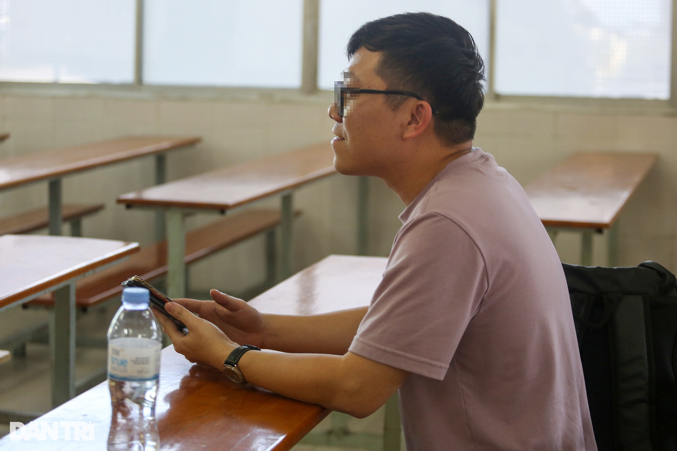 Học viên C.T. chia sẻ sau buổi thi rớt phần mô phỏng ở Trung tâm sát hạch lái xe Củ Chi sáng 27/12 (Ảnh: An Huy). Học viên C.T. chia sẻ sau buổi thi rớt phần mô phỏng ở Trung tâm sát hạch lái xe Củ Chi sáng 27/12 (Ảnh: An Huy).