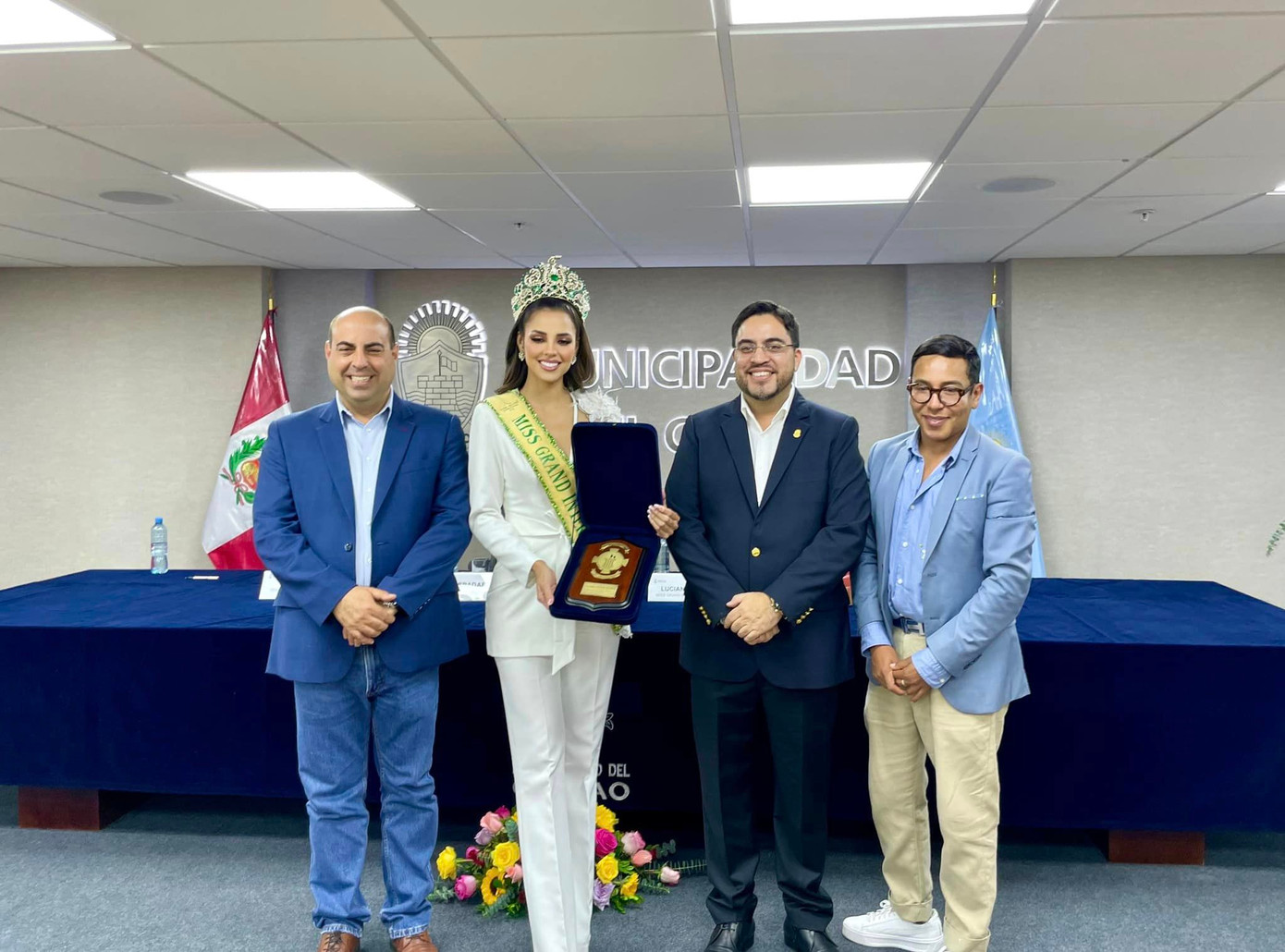 Trở về quê hương, Luciana tham gia nhiều hoạt động chào mừng. Cô được mời tham gia các sự kiện của chính phủ và được trao bằng khen vì thành tích trên đấu trường quốc tế.