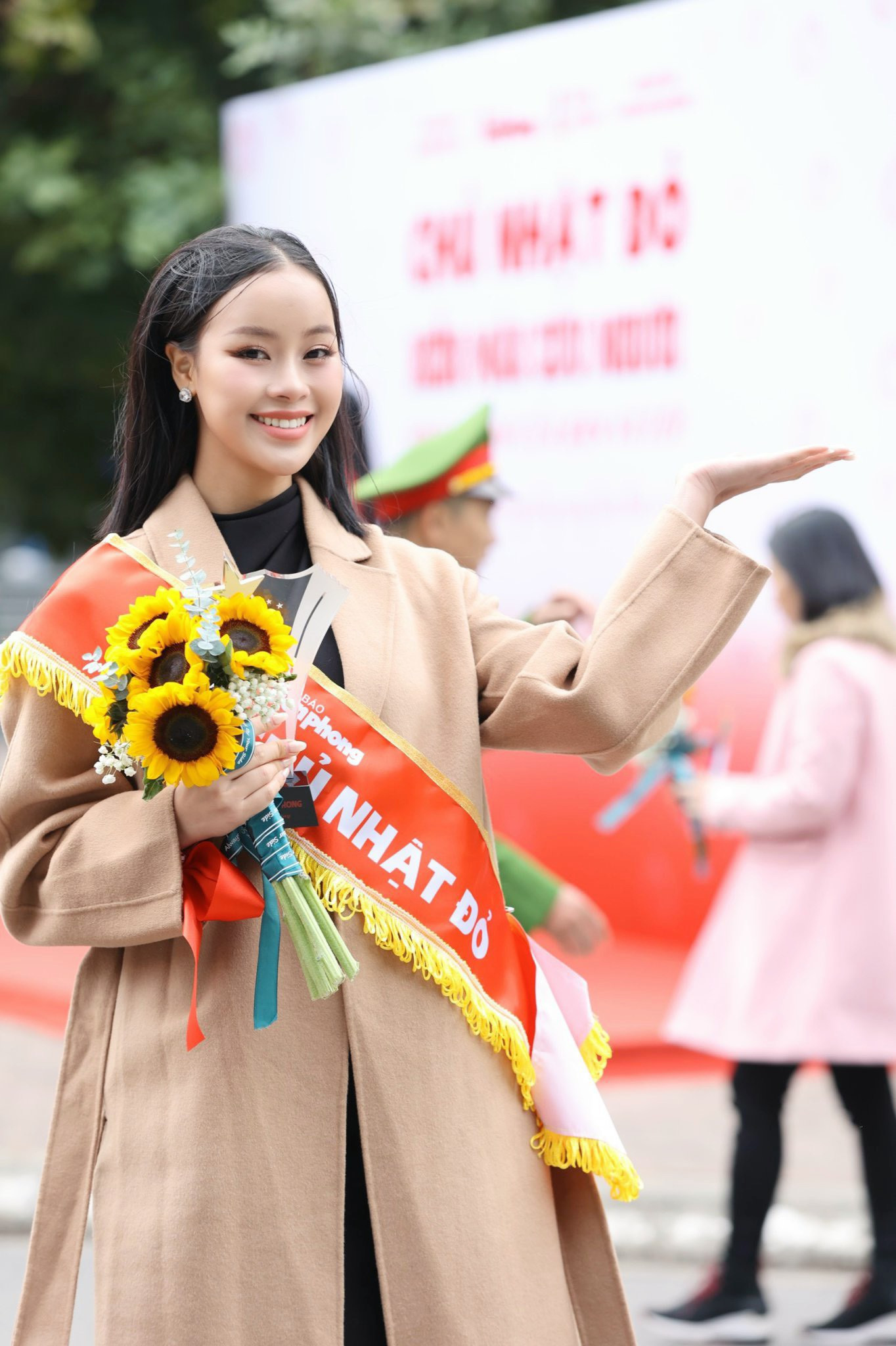 Với Đào Hiền, hiến máu là nghĩa cử cao đẹp và cô hy vọng ngày càng có nhiều bạn trẻ thể hiện được nhiệt huyết tuổi trẻ của mình tại Chủ Nhật Đỏ.
