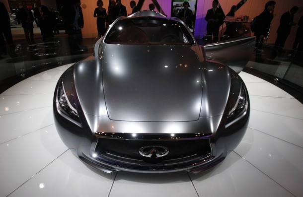 Infiniti Essence. Ảnh Reuters . Infiniti Essence. Ảnh Reuters