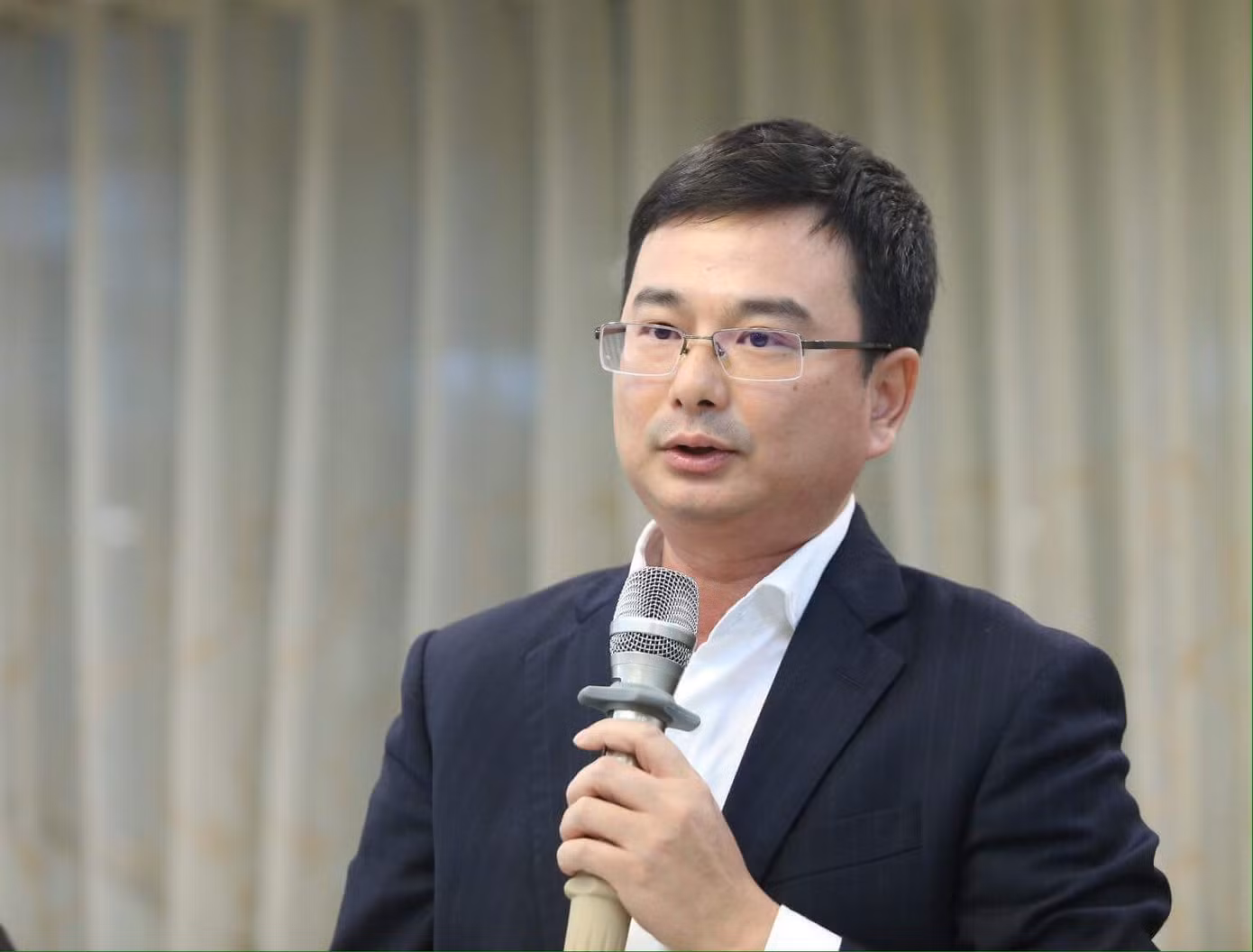 Ngân hàng Nhà nước lý giải việc tăng giá bán USD ảnh 1