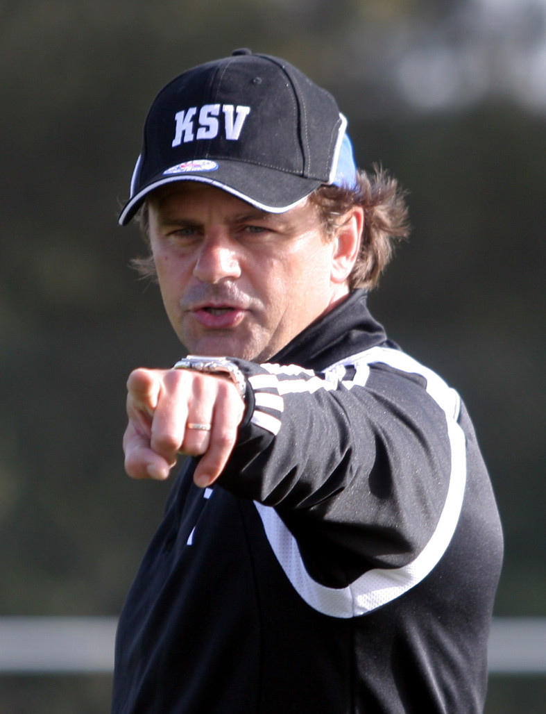 Cùng HLV Juergen Gede, Falko Goetz là những cái tên được nhắc nhiều nhất