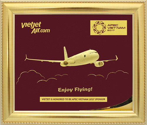 Hé lộ món quà đặc biệt dành tặng lãnh đạo các nền kinh tế APEC ảnh 2