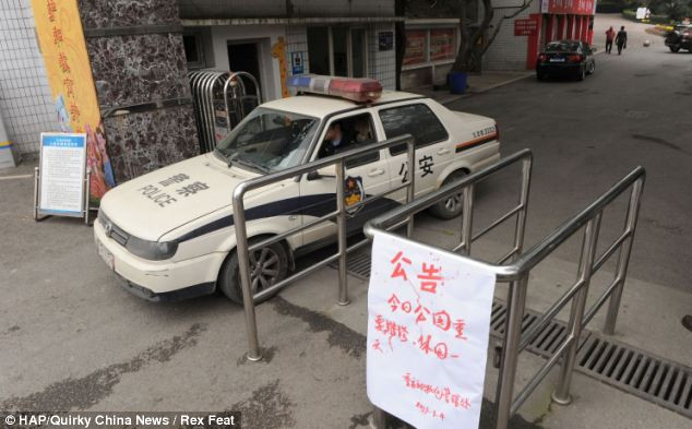 Vườn thú đóng cửa