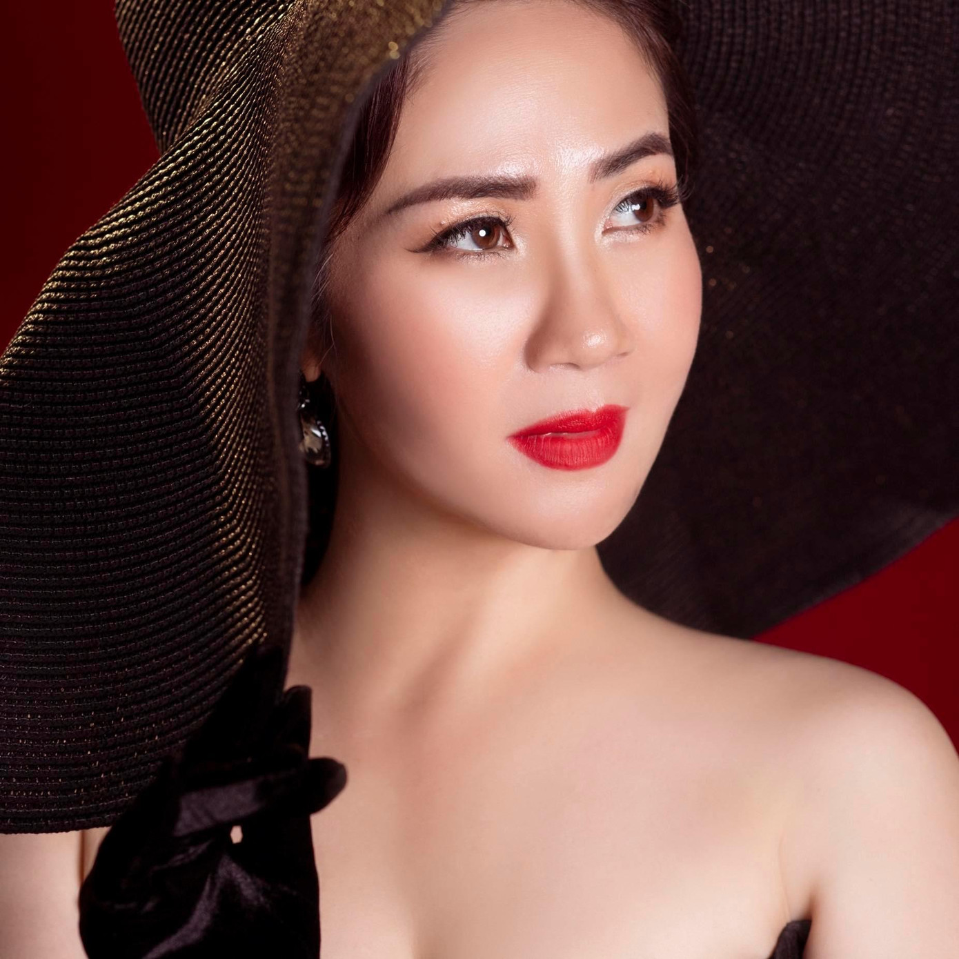 Nhan sắc xinh đẹp của diễn viên Nguyệt Hằng.